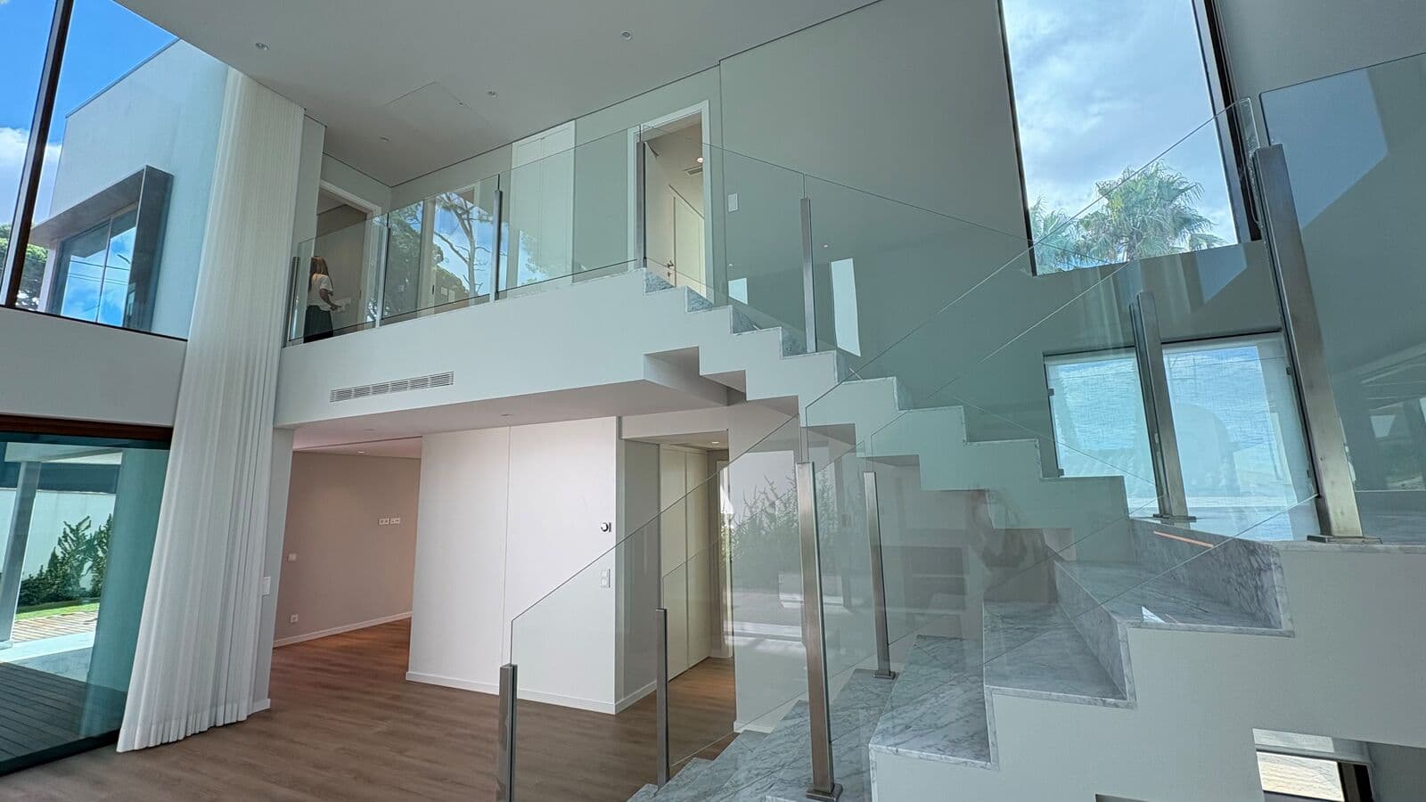 Moradia T4 com piscina - Imagem 6