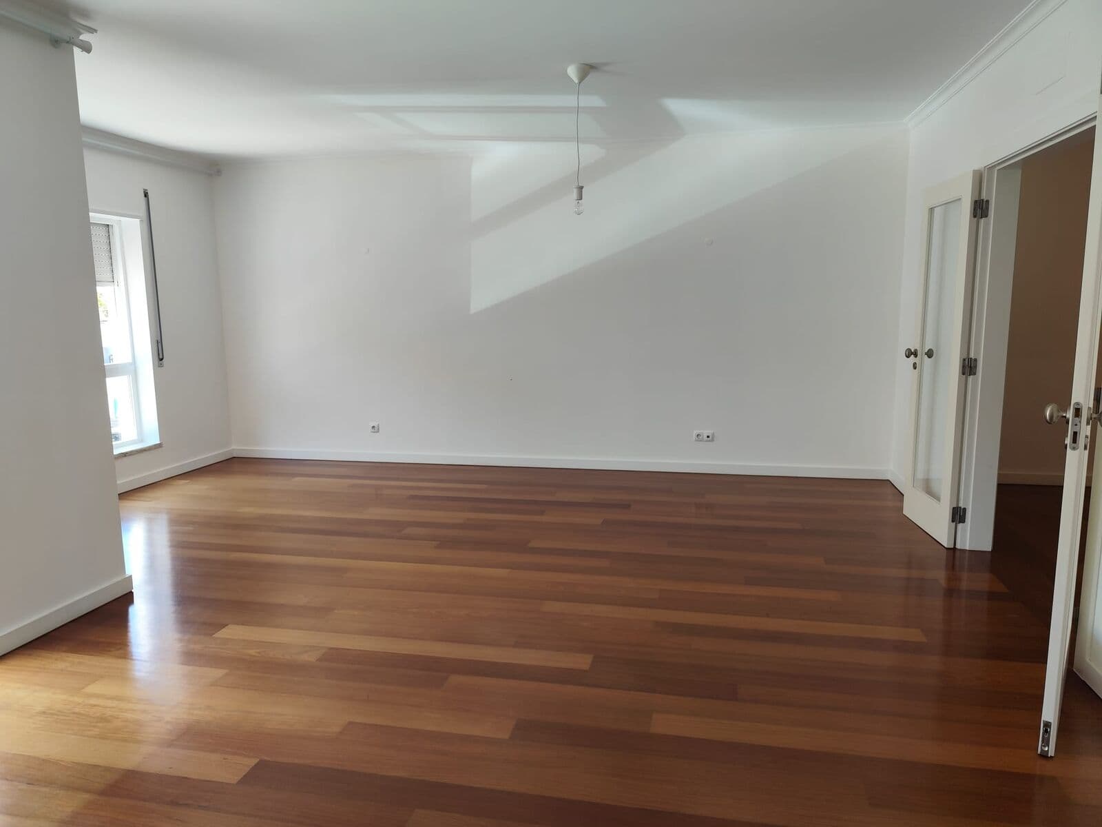Apartamento T3 com estacionamento, São Domingos de Rana, Cascais - Imagem 1