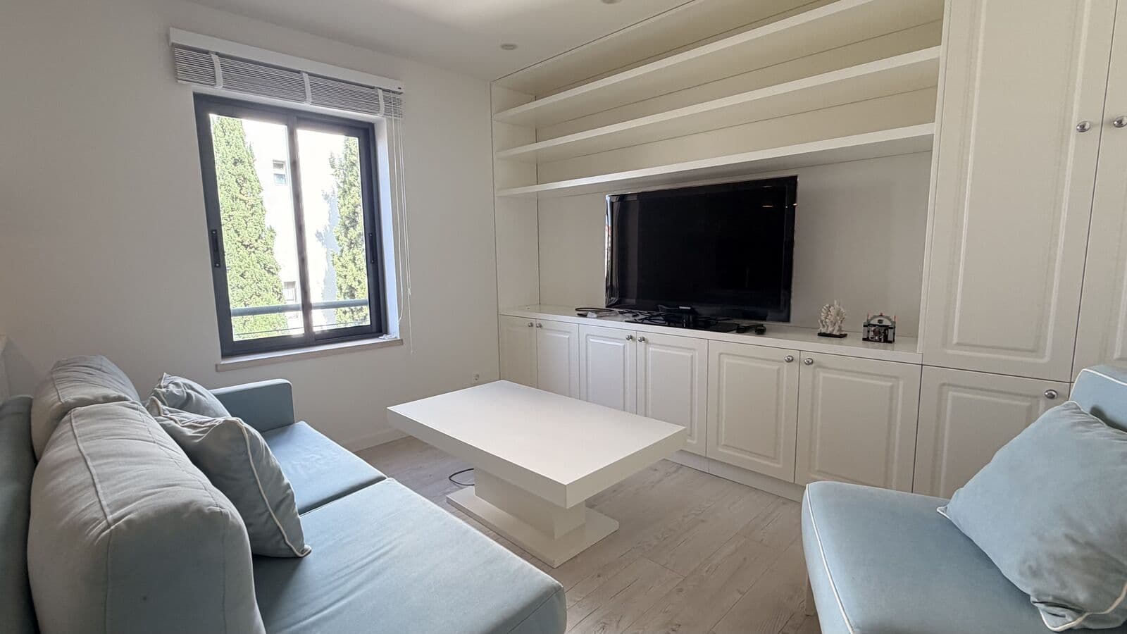 Apartamento T1 com estacionamento, Campolide, Lisboa - Imagem 1