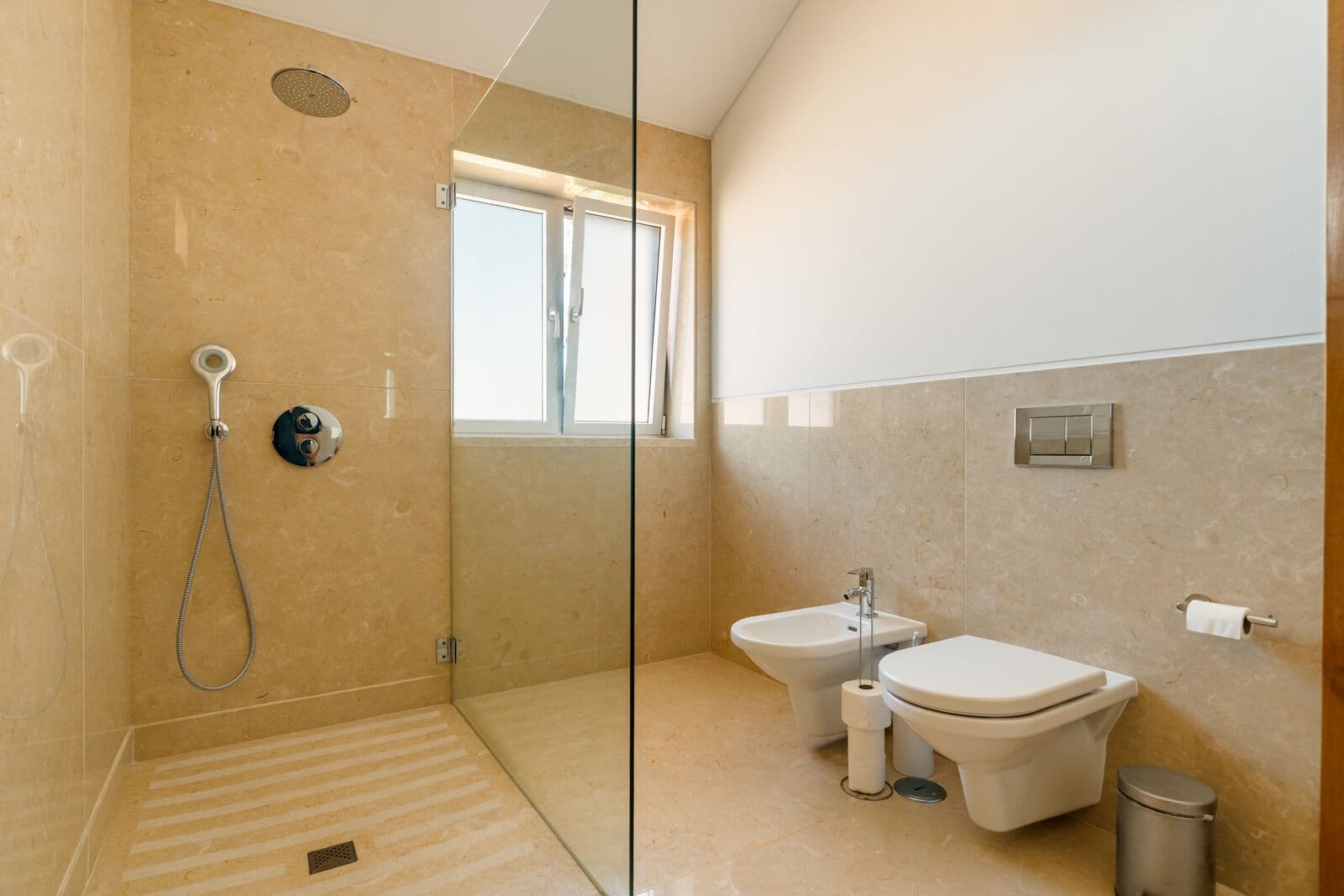 Moradia T4 + 6 com piscina, Sintra - Imagem 20