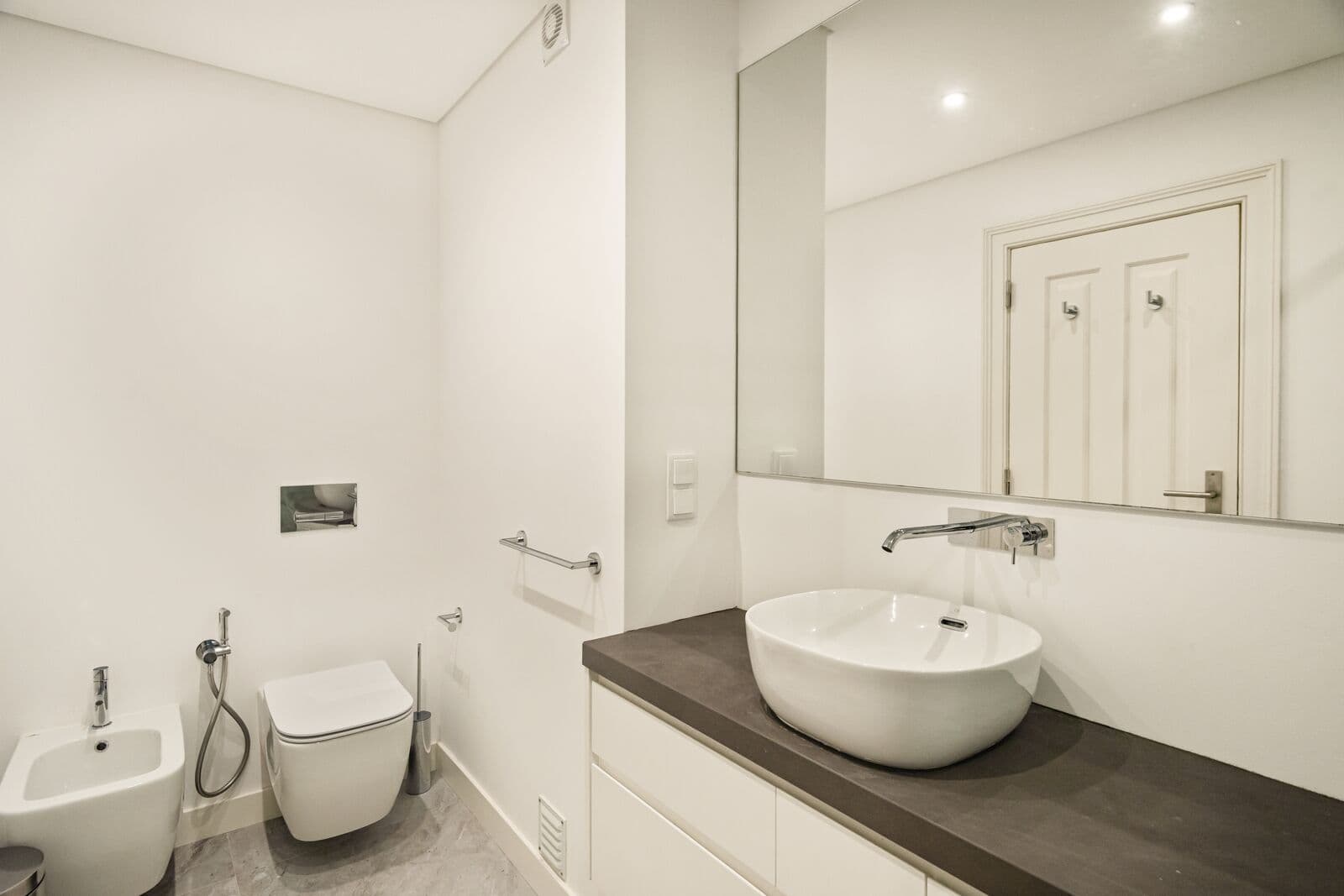 4 Bedroom Apartment with parking, Monte Estoril, Cascais - Image 20