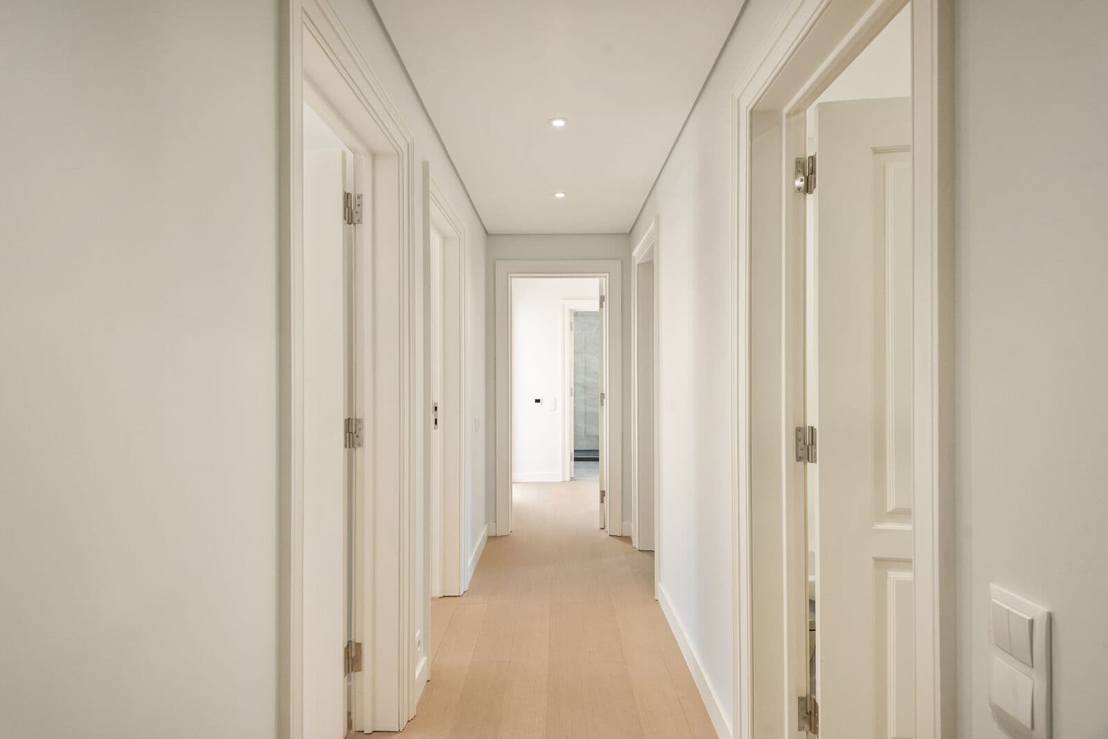4 Bedroom Apartment with parking, Monte Estoril, Cascais - Image 21