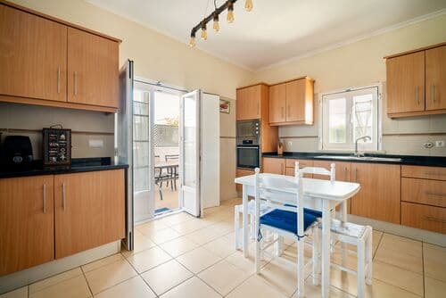 PF41397 - 4 Bedroom Detached house with garden, Porto Covo, Sines - Image 4