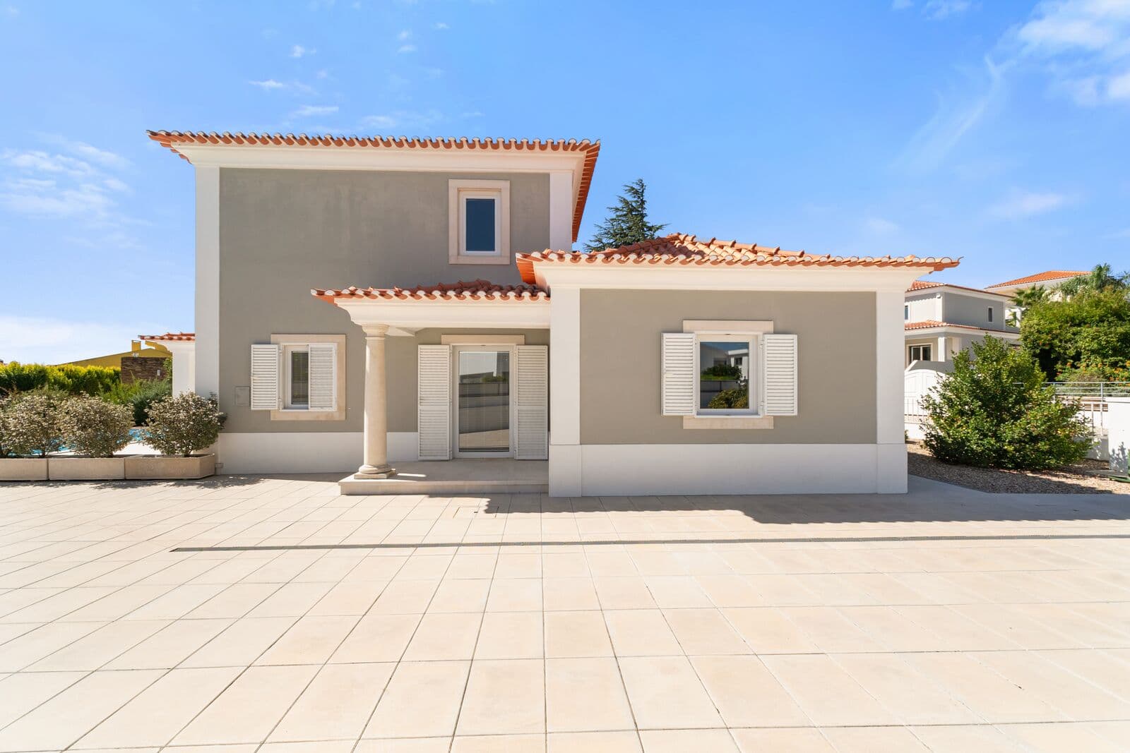 Moradia T4 com piscina, Quinta da Beloura, Sintra - Imagem 3