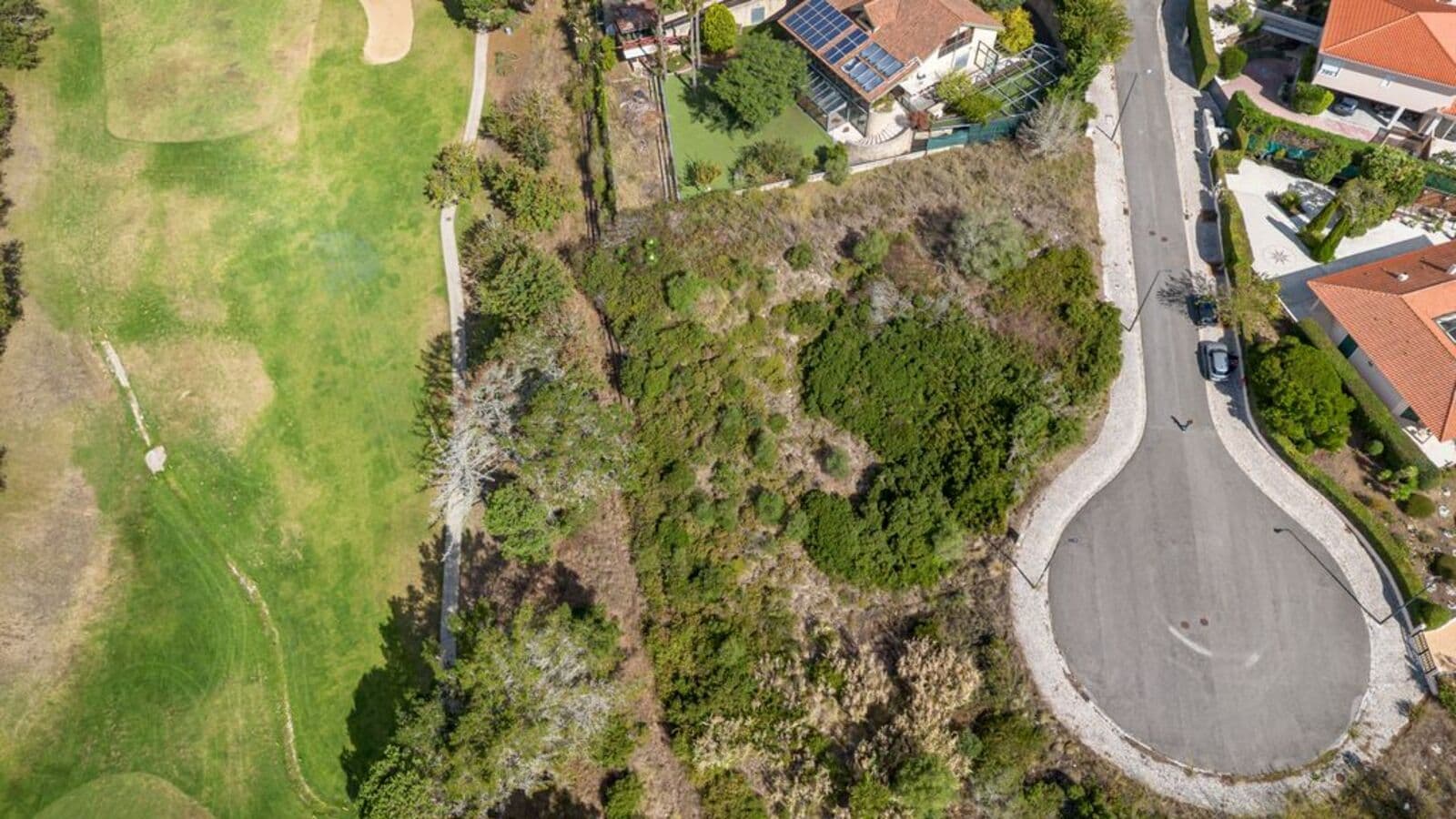 Terrain urbain 1947 m2, Belas Clube de Campo, Sintra - Image 1