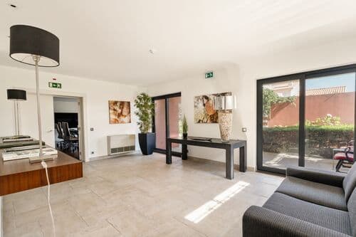 PF41521 - 6 Bedroom House, Cascais - Image 18