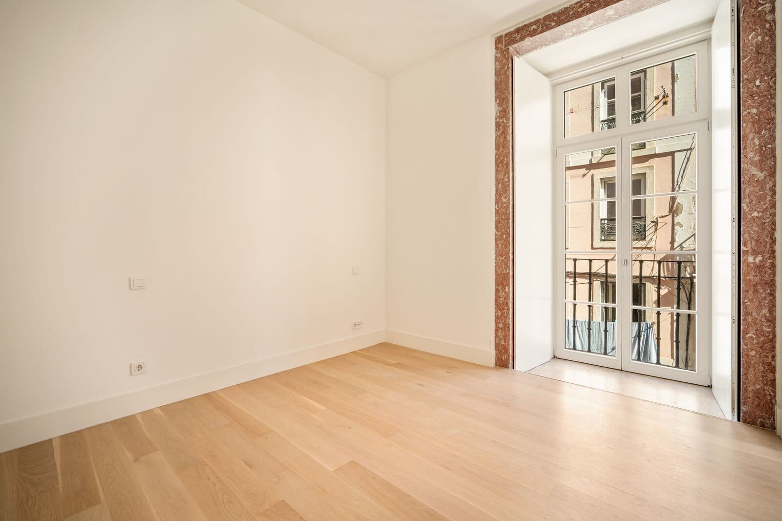 2 Bedroom Apartment new, Chiado, Lisboa - Image 16