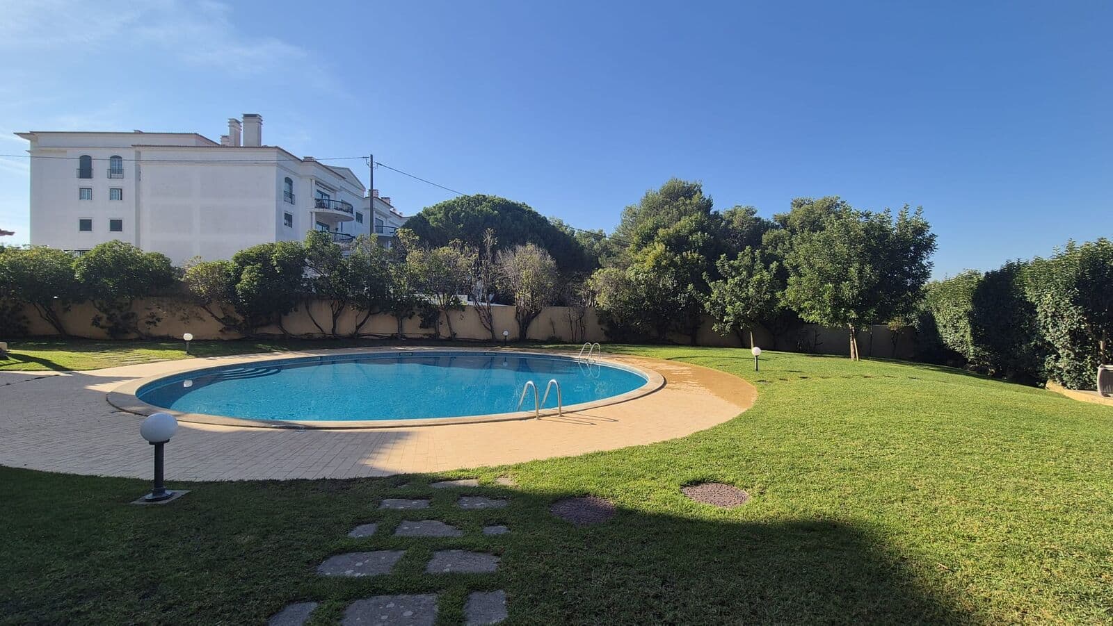 Apartamento T2 com estacionamento, Alcabideche, Cascais - Imagem 4