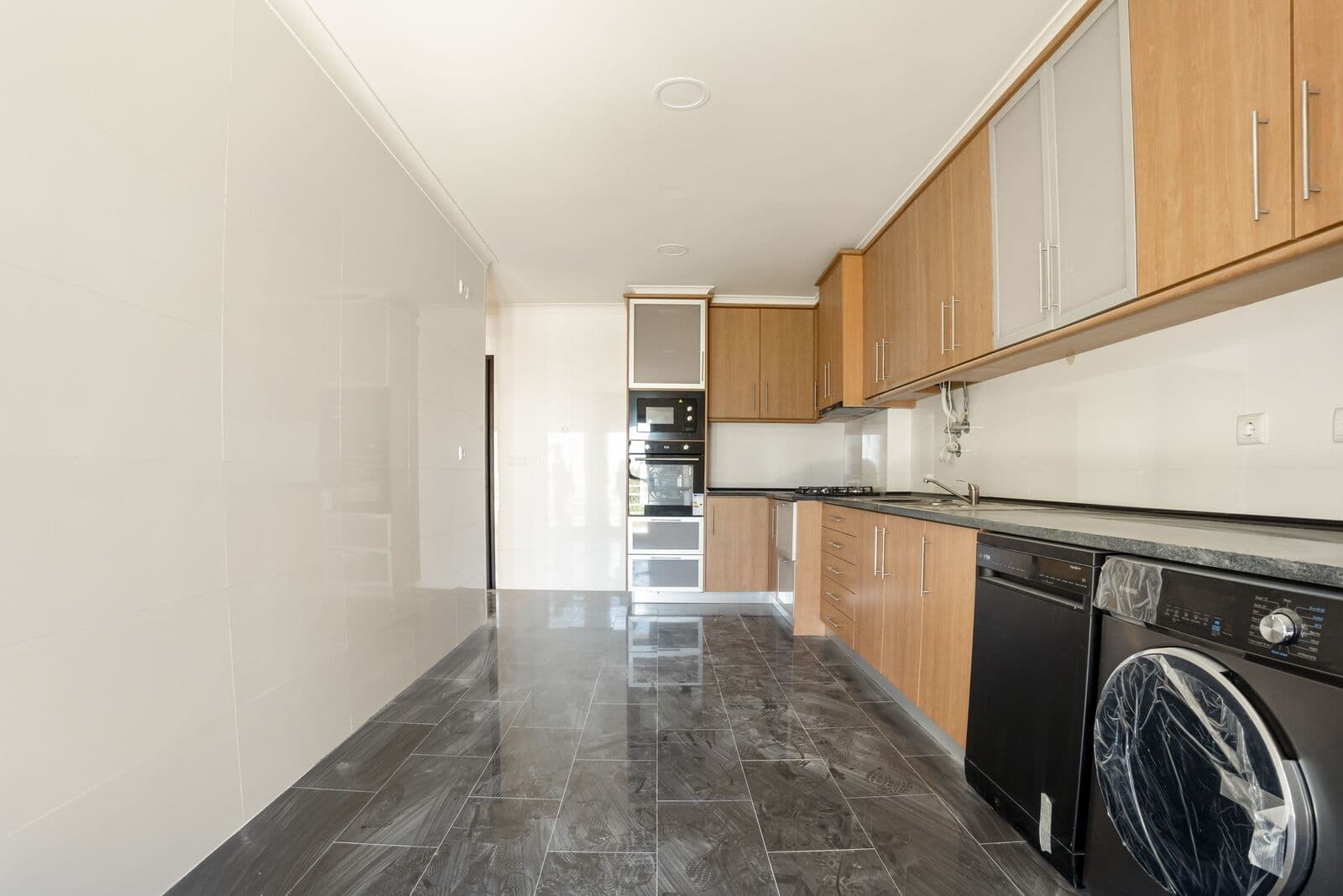 4 Bedroom Apartment with garden, Paço de Arcos, Oeiras - Image 13