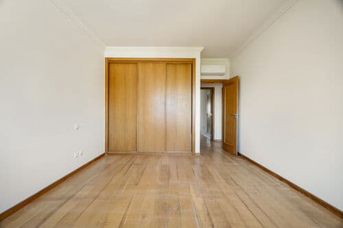 PF41542 - 4 Bedroom Apartment with garden, Paço de Arcos, Oeiras - Image 22