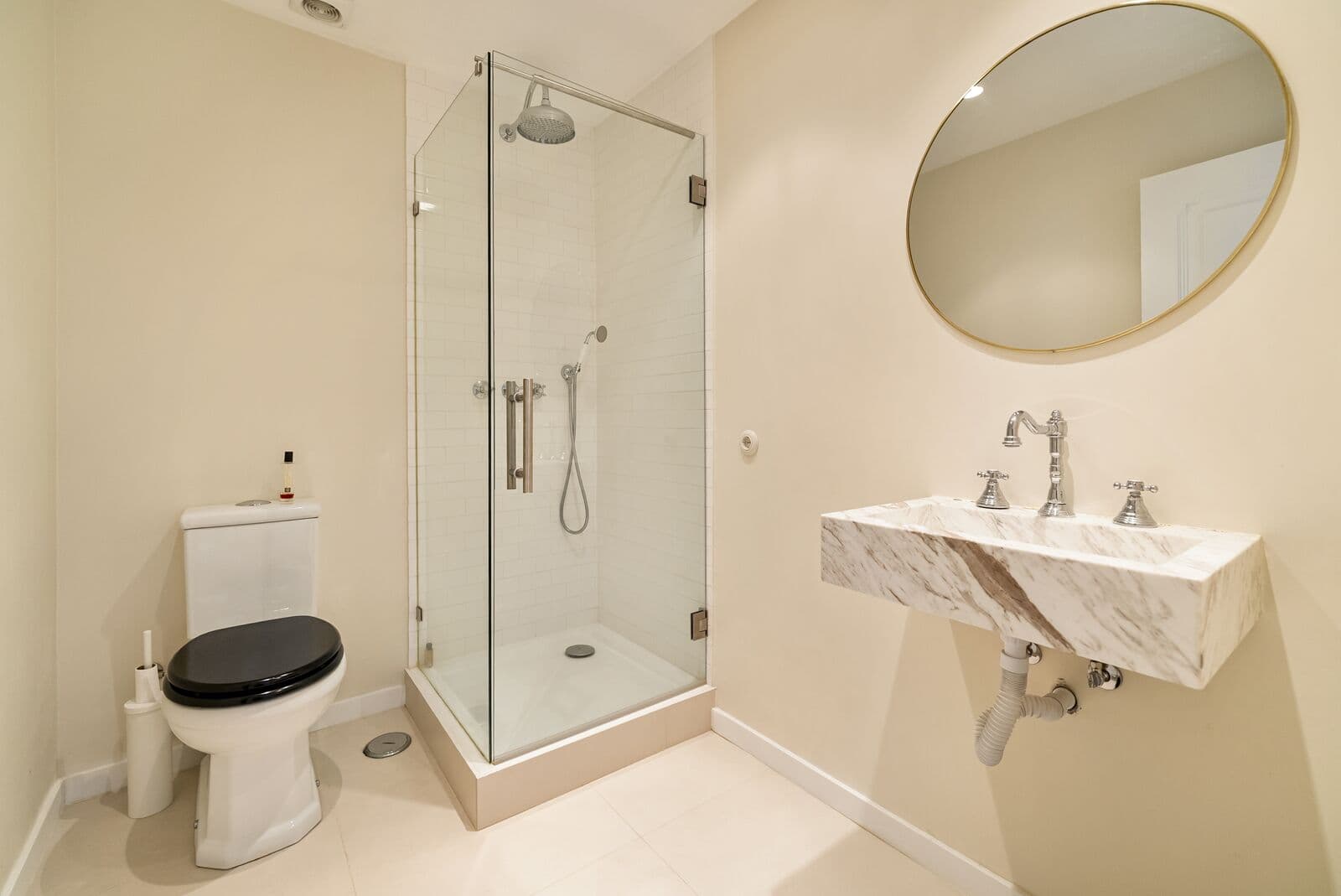 Apartamento T2 com vista, Castelo, Lisboa - Imagem 21