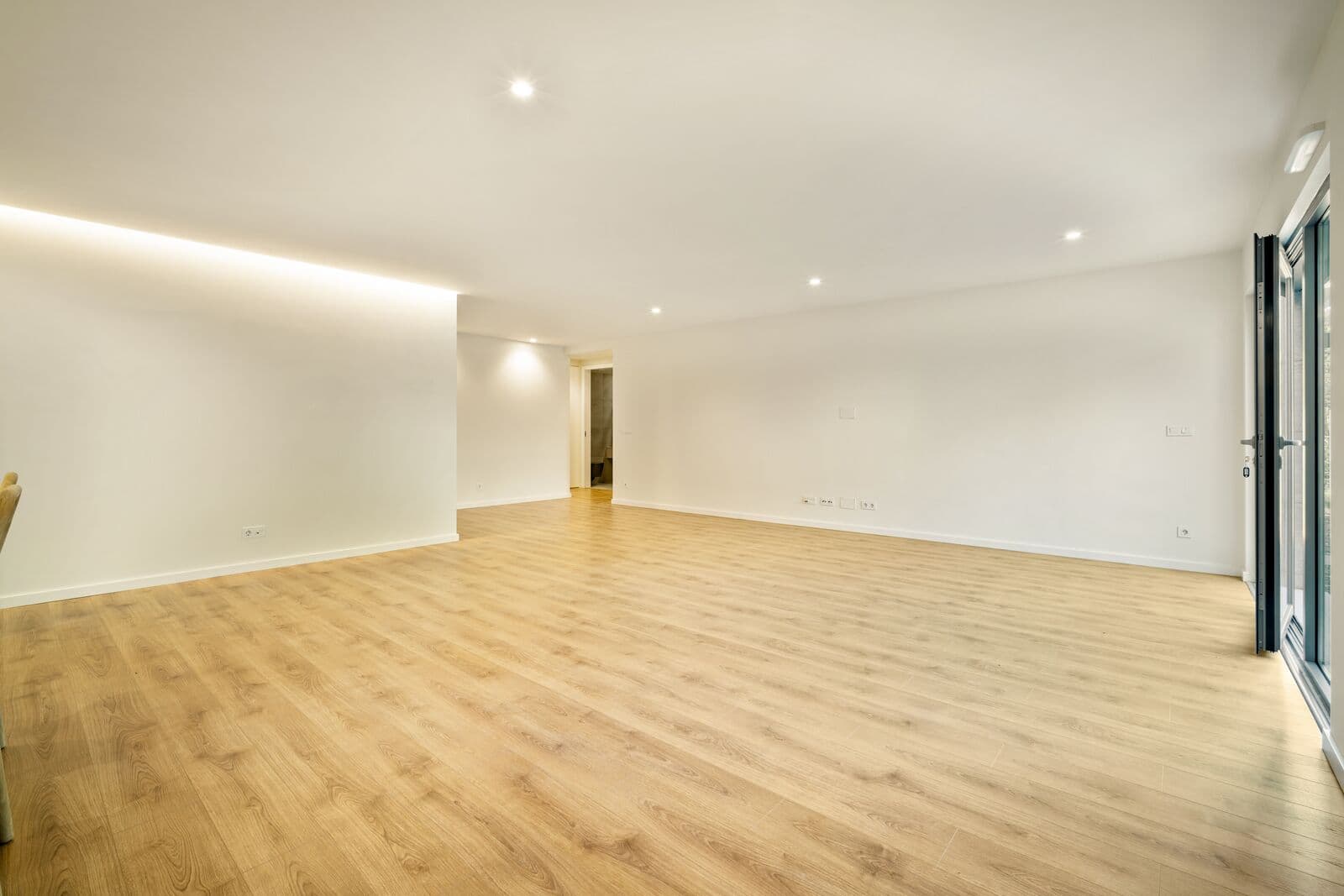 3 Bedroom Apartment with garden, Lumiar, Lisboa - Image 17