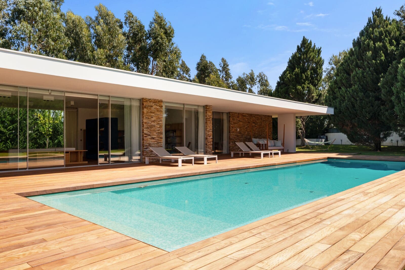Moradia Isolada T5 + 2 com jardim, Quinta da Beloura, Sintra - Imagem 2
