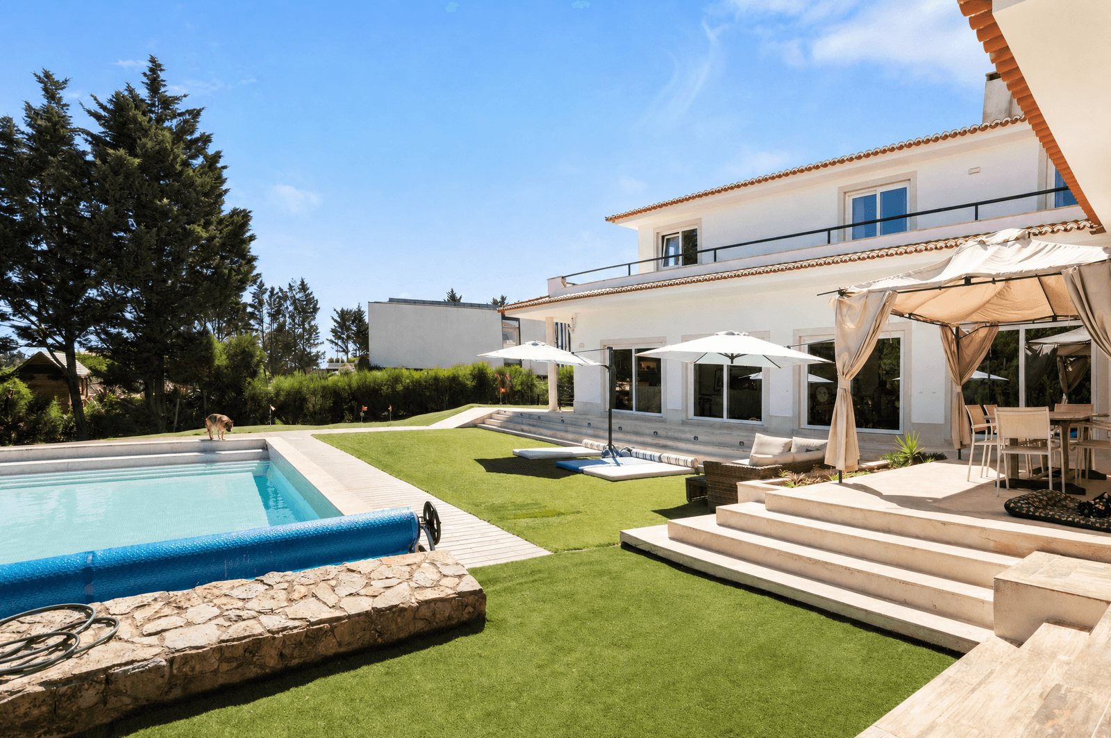 Moradia Isolada T8 com piscina, Belas Clube de Campo, Sintra - Imagem 4