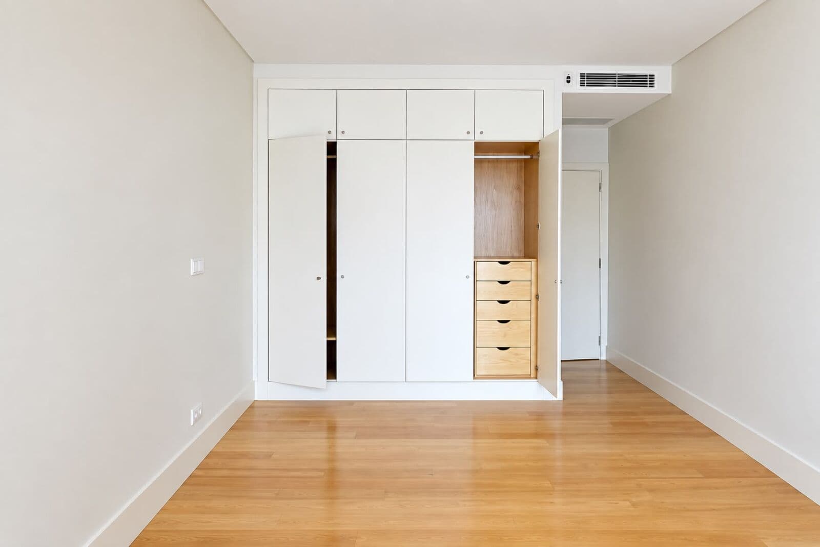 Appartement 5 pièces avec parking, Areeiro, Lisboa - Image 19