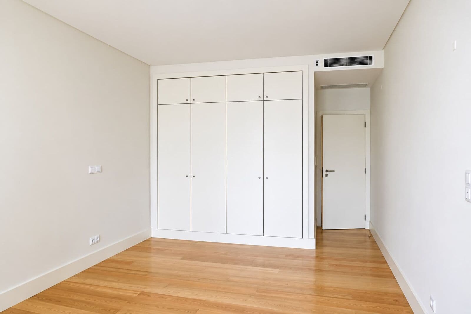 Appartement 5 pièces avec parking, Areeiro, Lisboa - Image 20