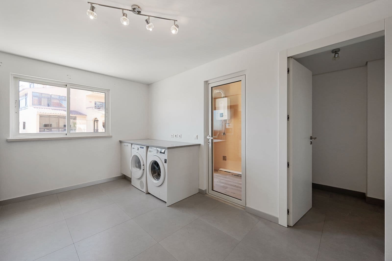 Apartamento T3 com jardim, Cascais - Imagem 12