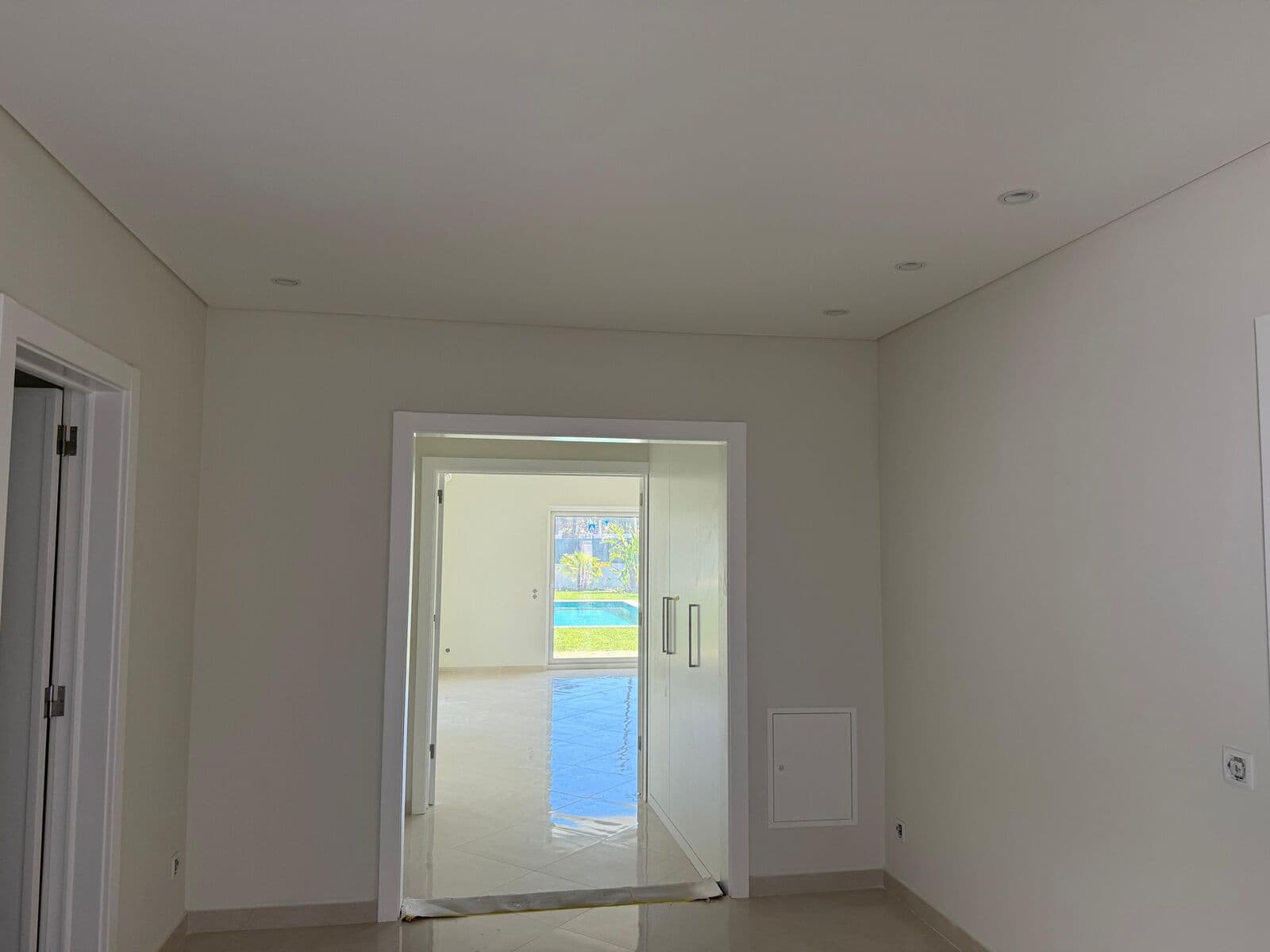 Moradia T4 com piscina, Areia, Cascais - Imagem 10