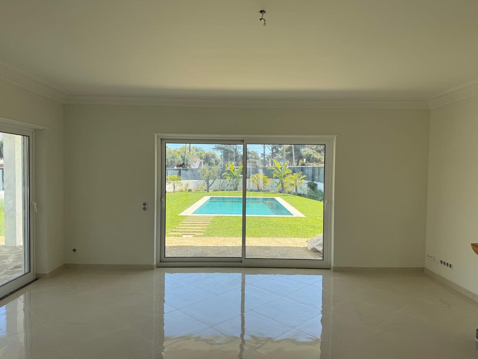 Moradia T4 com piscina, Areia, Cascais - Imagem 5