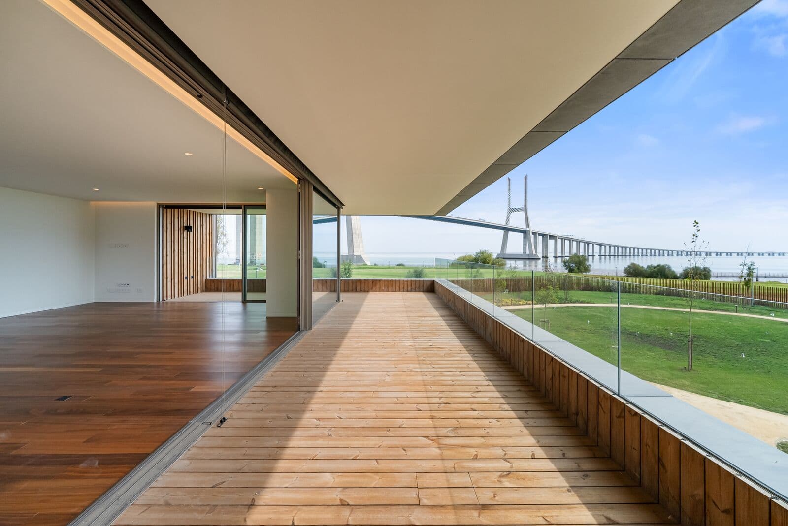 Apartamento T4 com jardim, Parque das Nações, Lisboa - Imagem 1