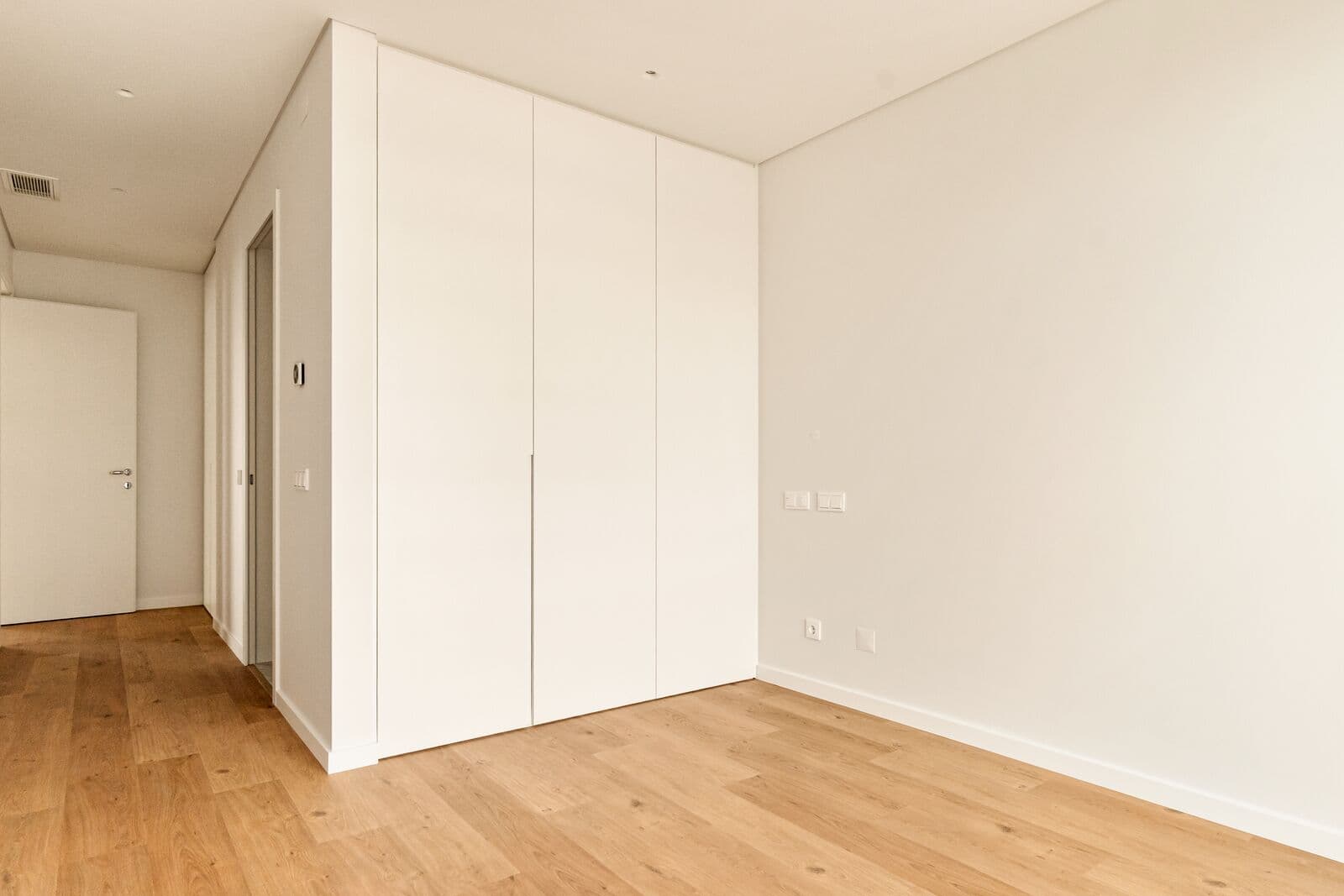 3 Bedroom Apartment with a view, Parque dos Poetas, Oeiras - Image 27