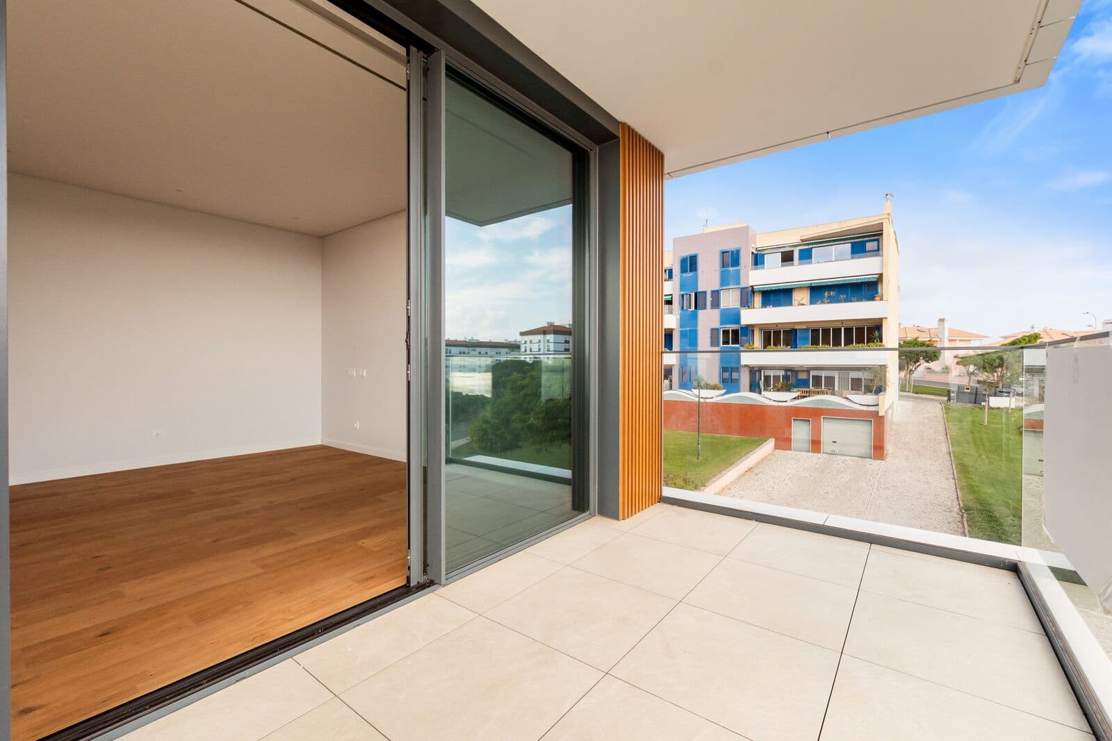 3 Bedroom Apartment with a view, Parque dos Poetas, Oeiras - Image 39