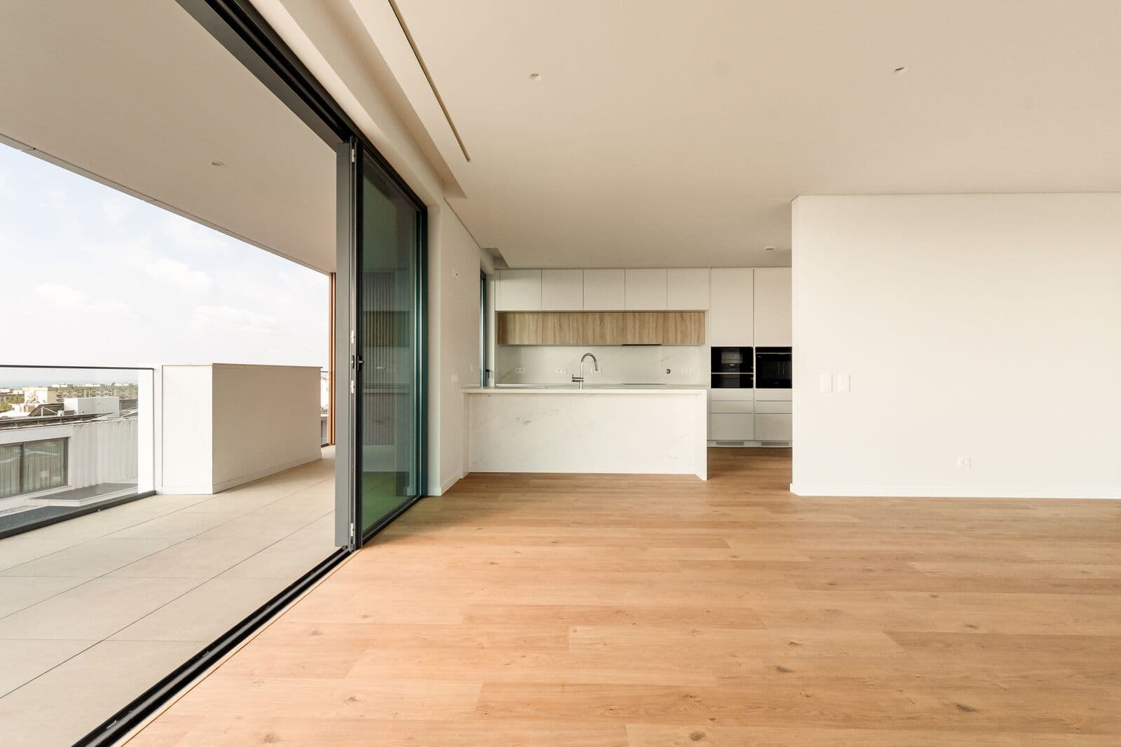 3 Bedroom Apartment with a view, Parque dos Poetas, Oeiras - Image 15