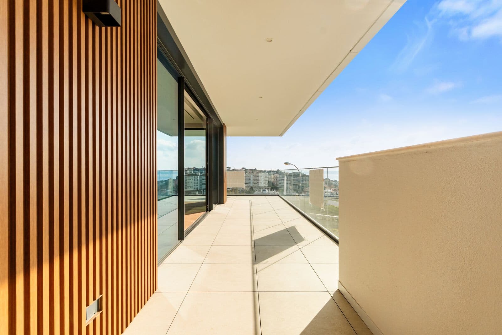 3 Bedroom Apartment with a view, Parque dos Poetas, Oeiras - Image 17