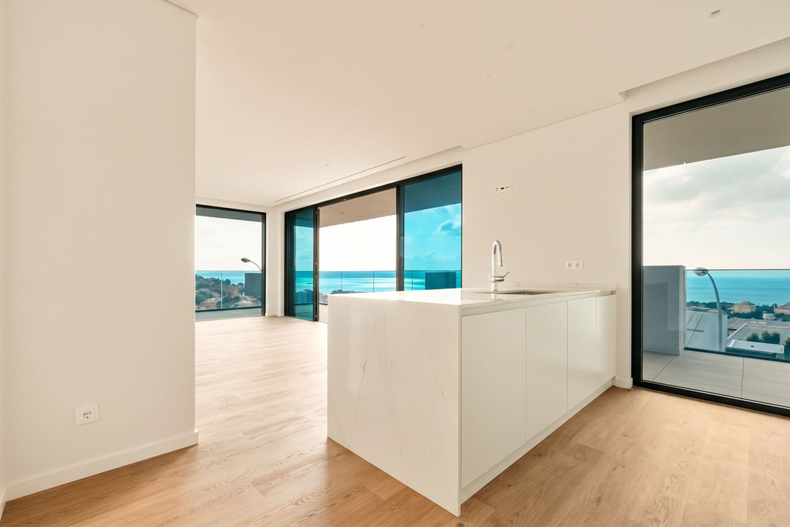 3 Bedroom Apartment with a view, Parque dos Poetas, Oeiras - Image 7