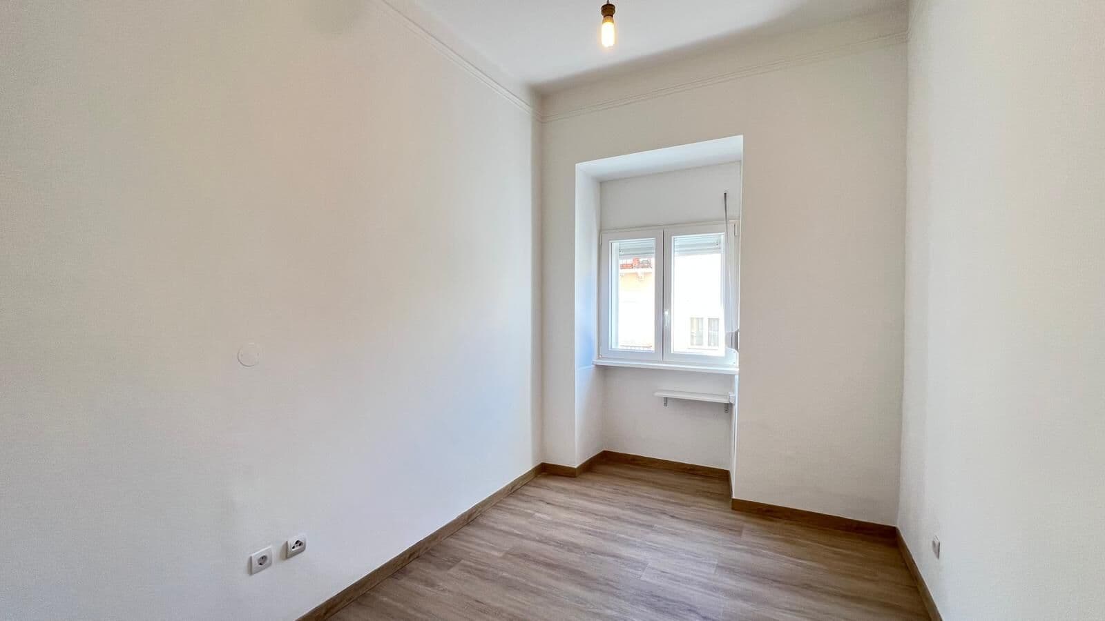 Apartamento T2 + 1 com vista, Penha de França, Lisboa - Imagem 2