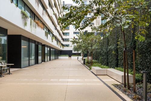 PF42043 - 1 Bedroom Apartment with swimming pool, Amoreiras, Lisboa - Image 15