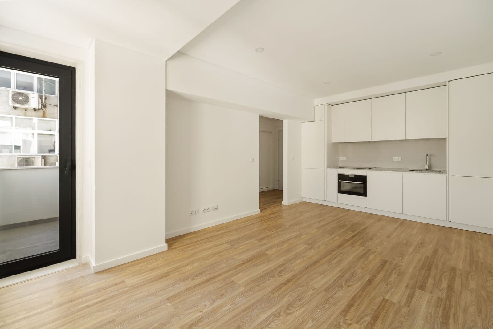 Apartamento T1 com vista, Entrecampos, Lisboa - Imagem 3