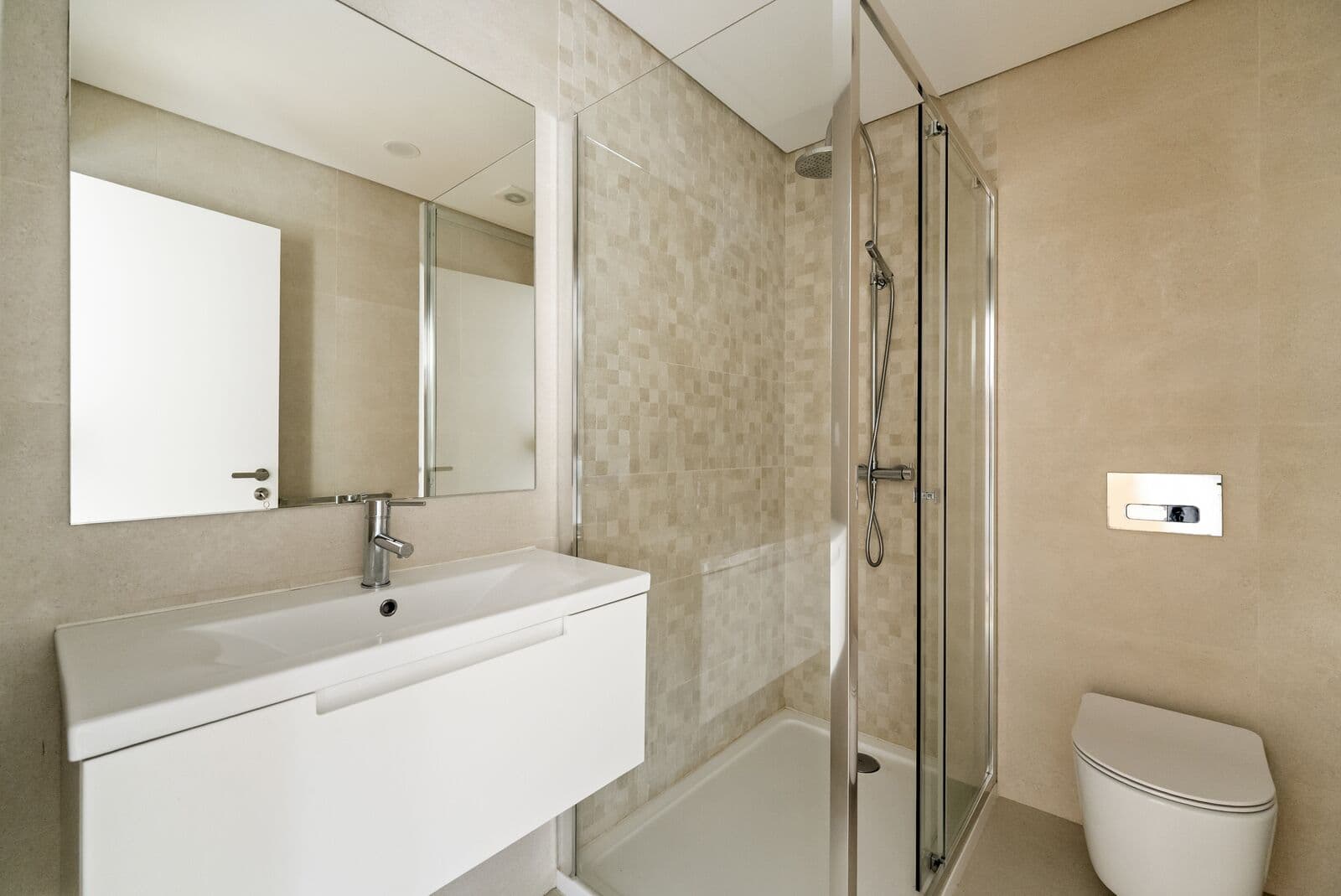 Apartamento T1 com vista, Entrecampos, Lisboa - Imagem 13