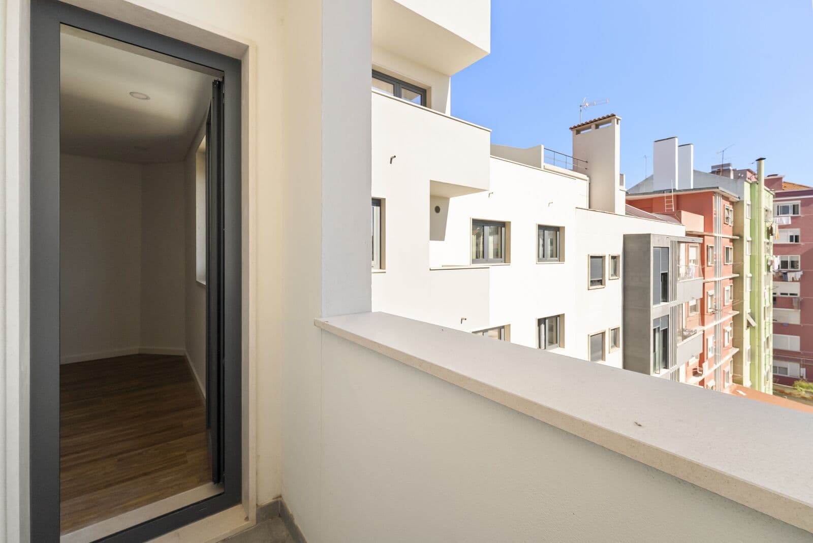 Apartamento T1 com vista, Entrecampos, Lisboa - Imagem 14