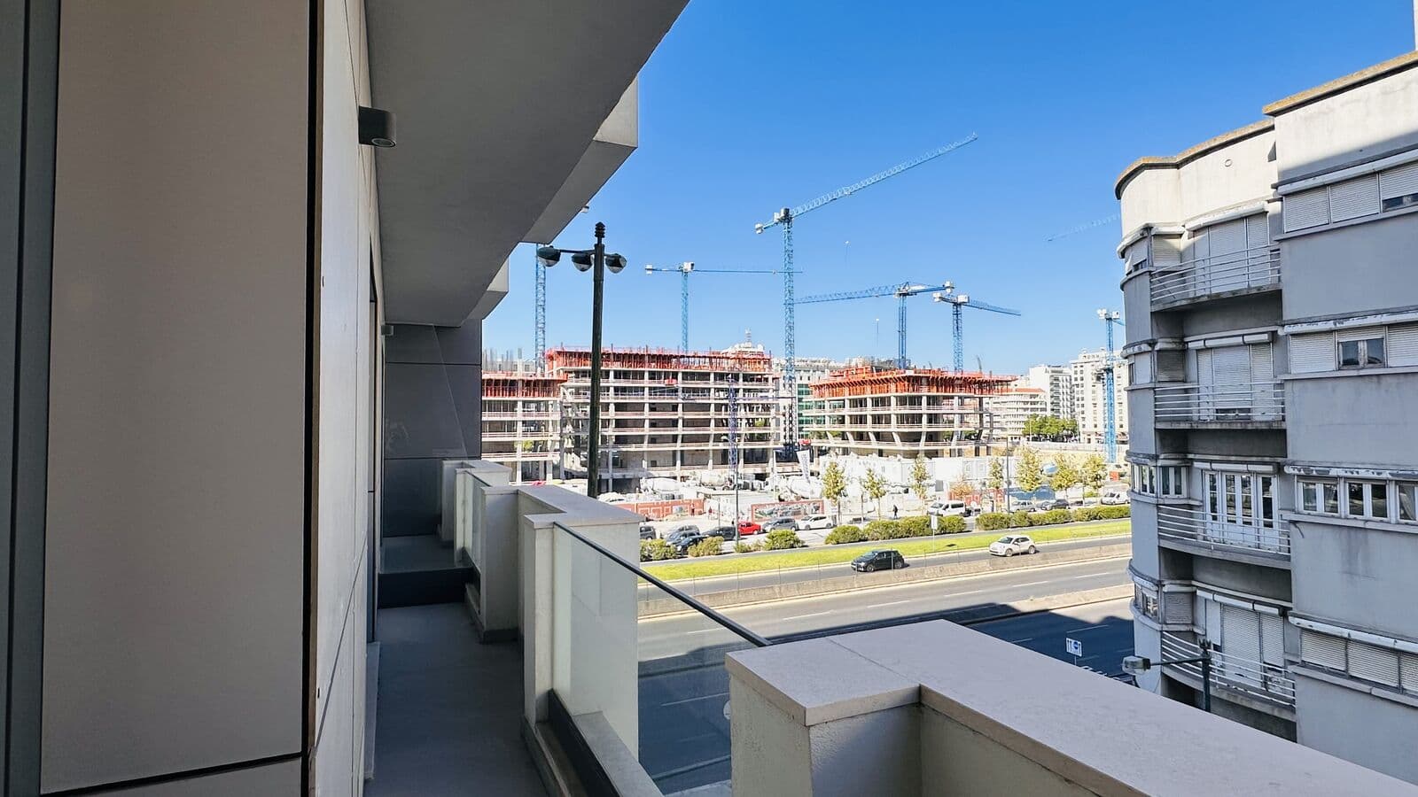 Apartamento T0 com vista, Entrecampos, Lisboa - Imagem 24
