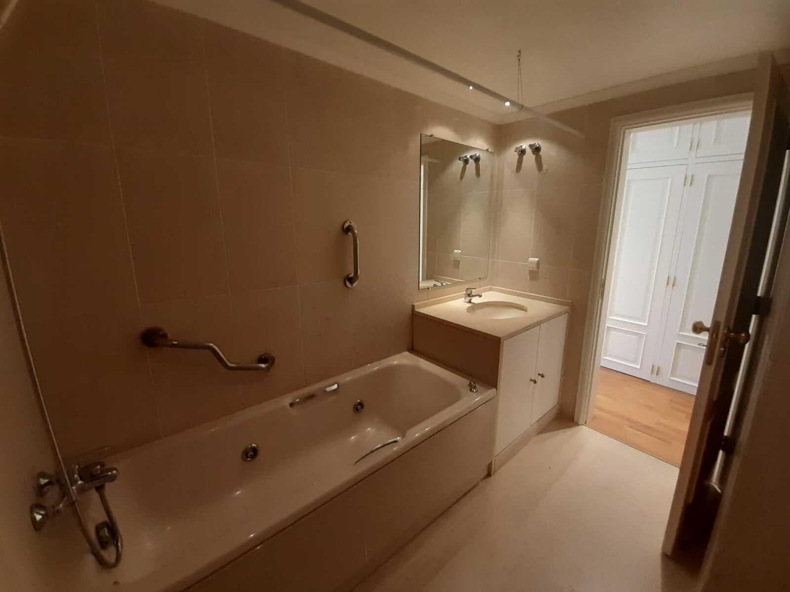 Apartamento T3, Cascais - Imagem 12