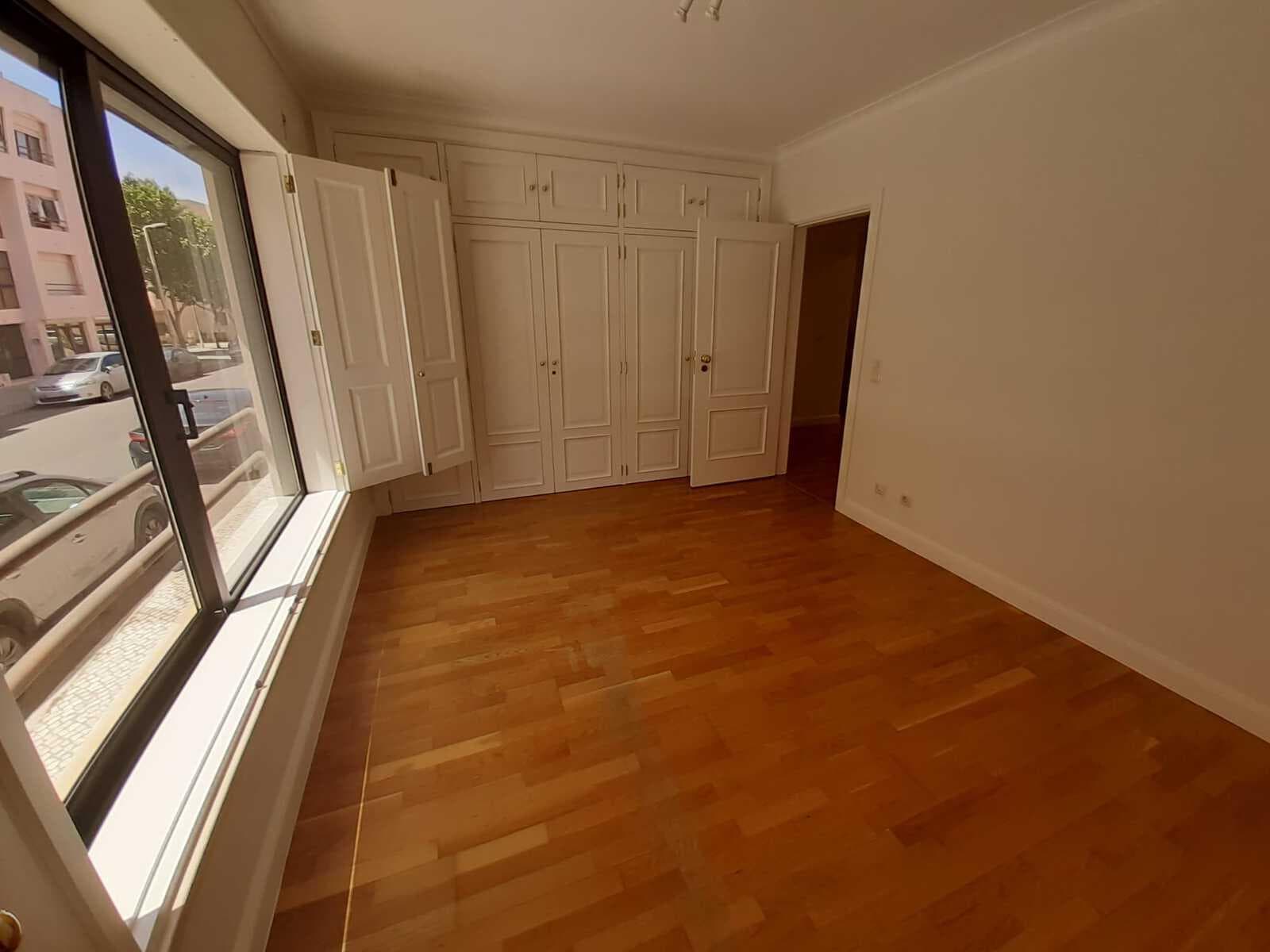 Apartamento T3, Cascais - Imagem 9