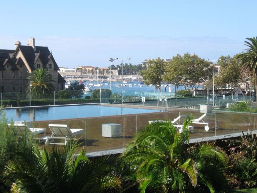 Apartamento T2 com piscina, Cascais - Imagem 1